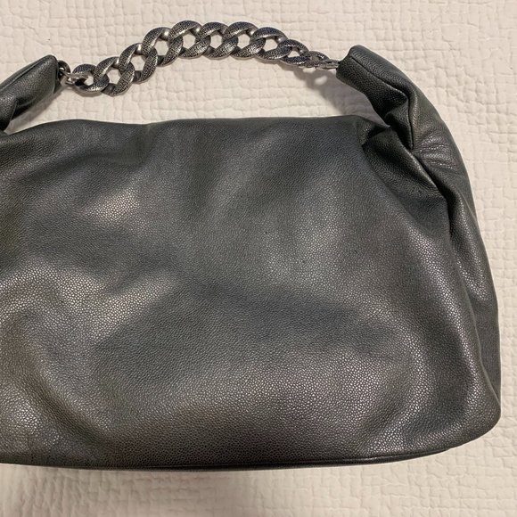 CHANEL BAG - METALLIC GREY LEATHER + SILVER HARDWARE - Picture 4 of 6